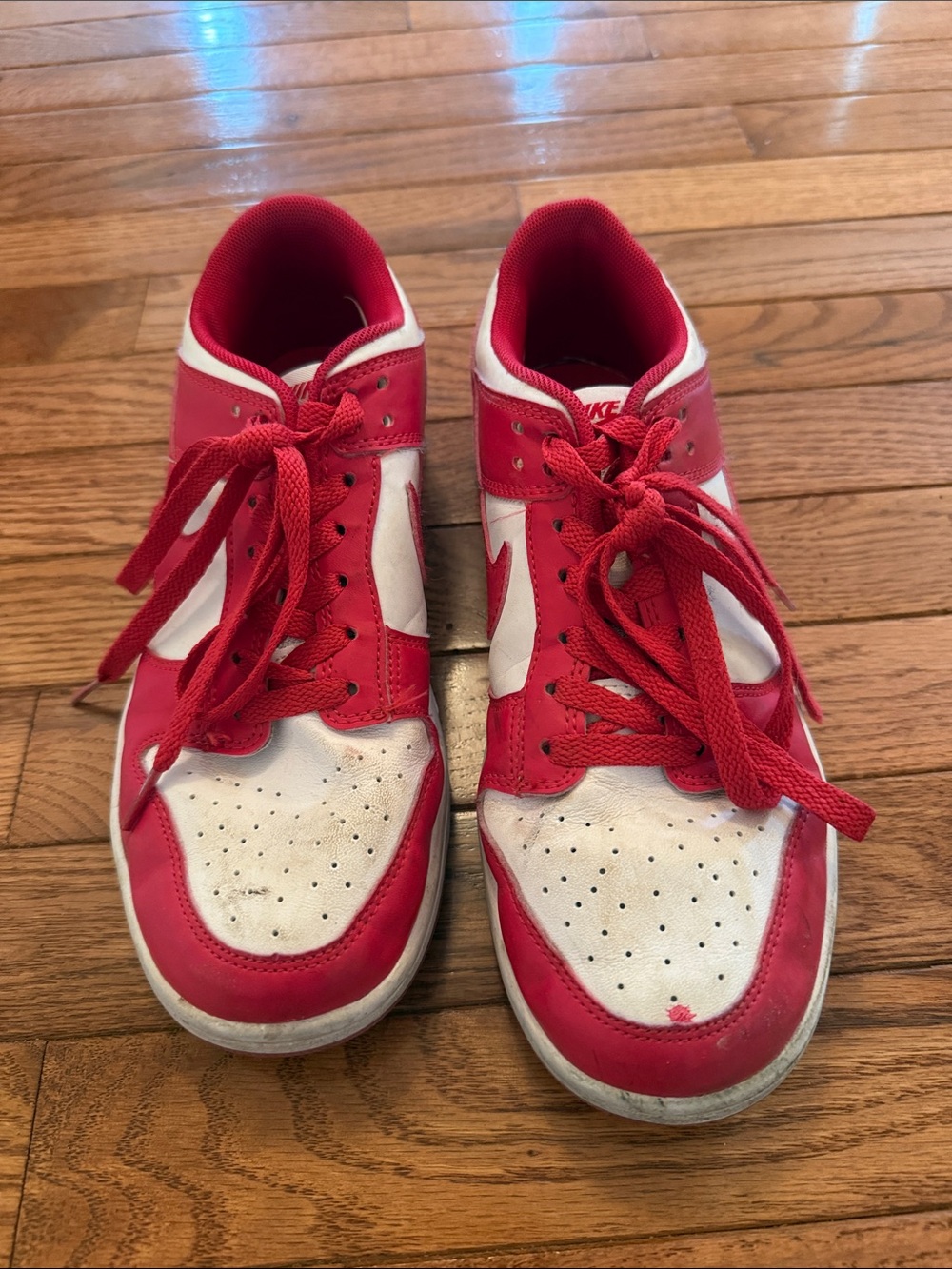 Nike Kids Red and White Low-Top Sneakers